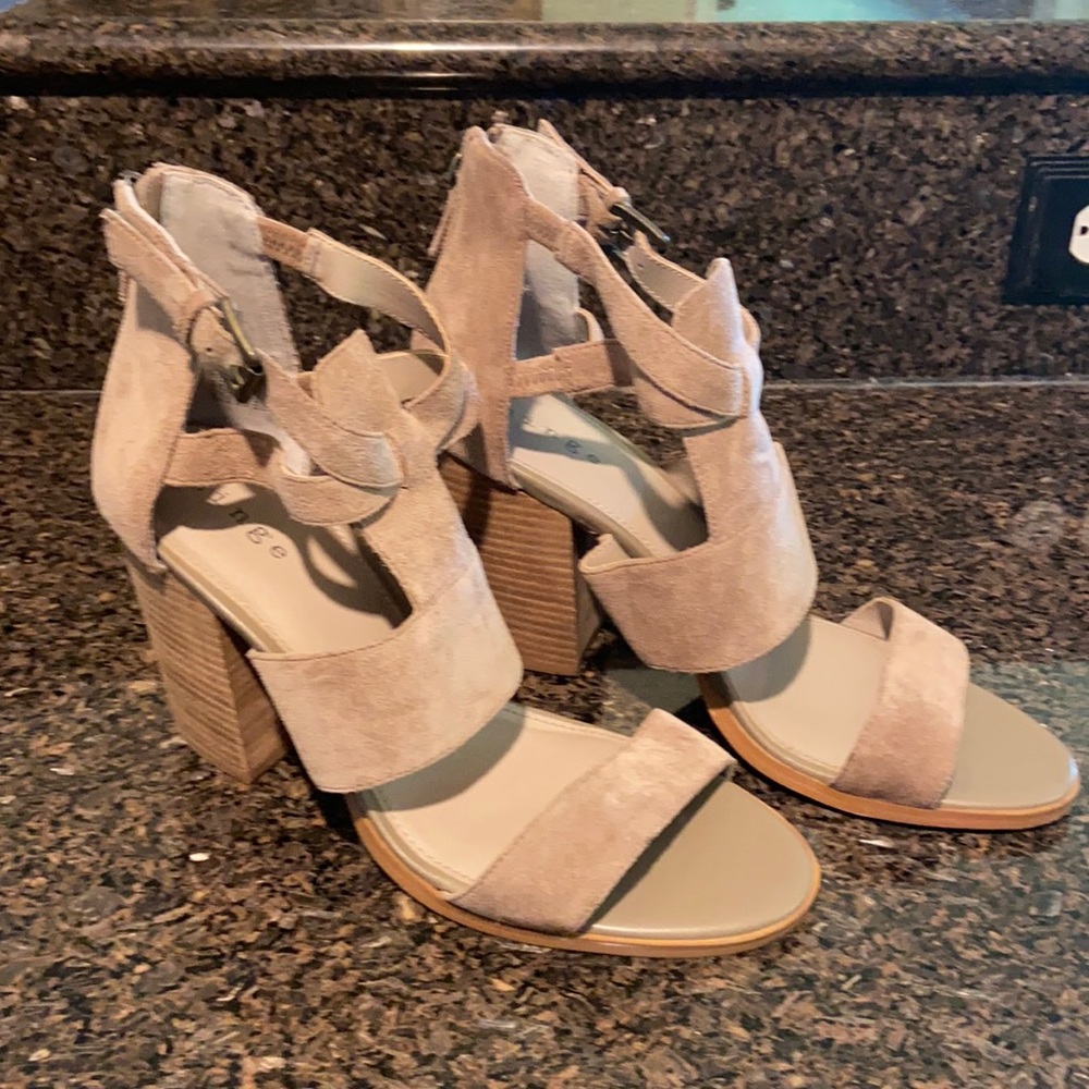 Hinge 4 inch swede sandals with zipper back